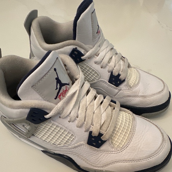Air Jordan 4 Retro Midnight Navy